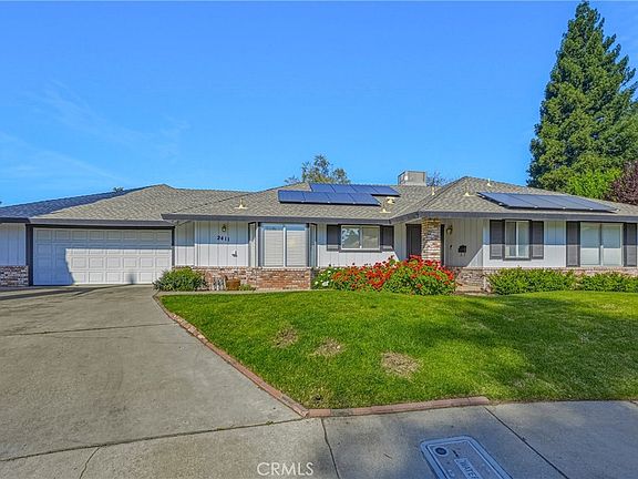 2nd image of 2411 Bluegrass Ln