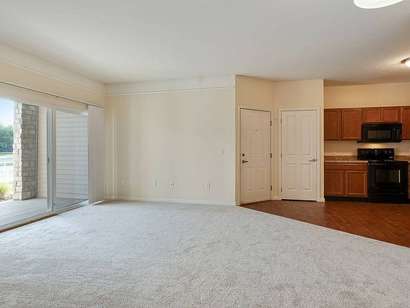 HilliardSummit_2021_LivingRoom_01