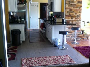 909 Artesia Way, Las Vegas, NV 89108