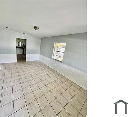 2nd image of 534 Granby St