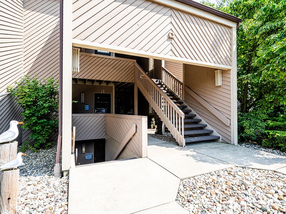 5251 Paw Paw Lake Rd APT 15, Coloma, MI 49038 Zillow