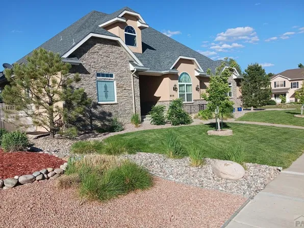 909 Senecio Dr, Pueblo, CO 81001