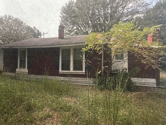 4th image of 216 New Hope Rd