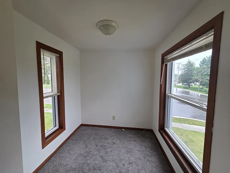 2963 Jones St — Photo 15