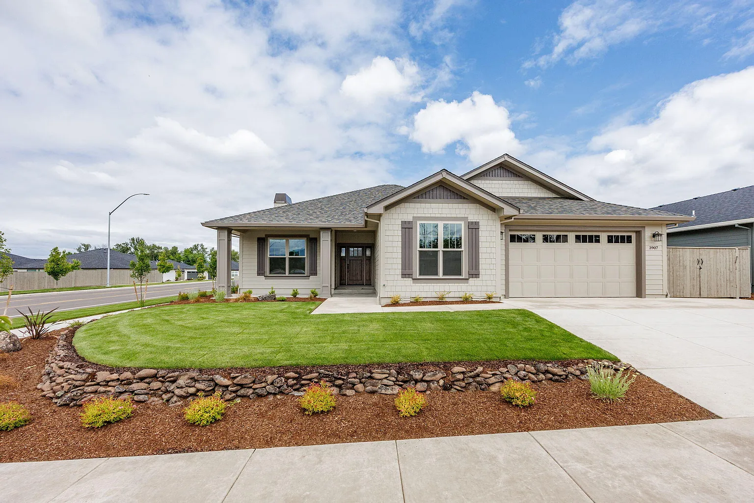 3907 Colorado Dr photo 1