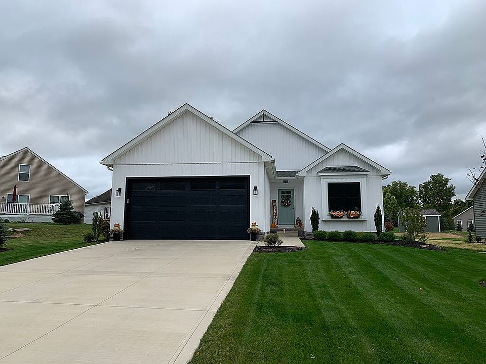 1st image of 15375 Knox Cir