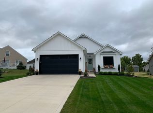15375 Knox Cir, Middlefield, OH