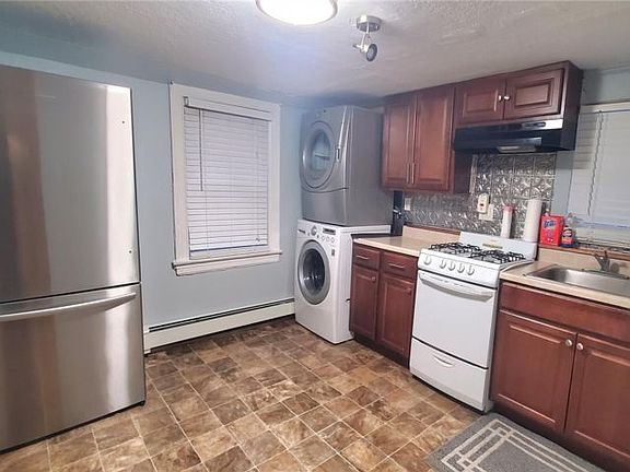 5th image of 560 E Hudson St #1F