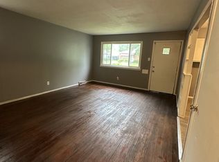 4002 E 150th St #1, Cleveland, OH 44128