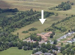 325 Sidney St, Saint James, MO 65559