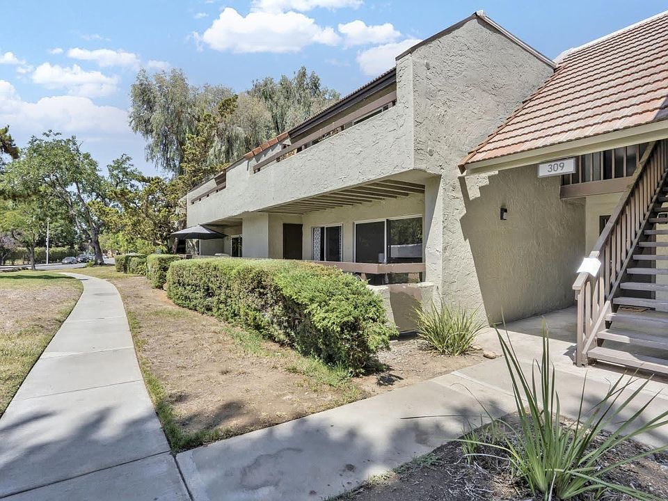 1st image of 309 Tradewinds Dr APT 6