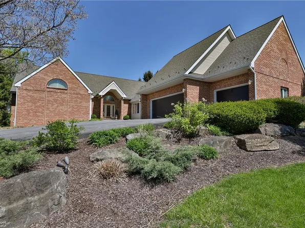 2640 Houghton Lean, Macungie, PA 18062