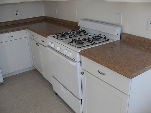 1st image of 1037 57th St