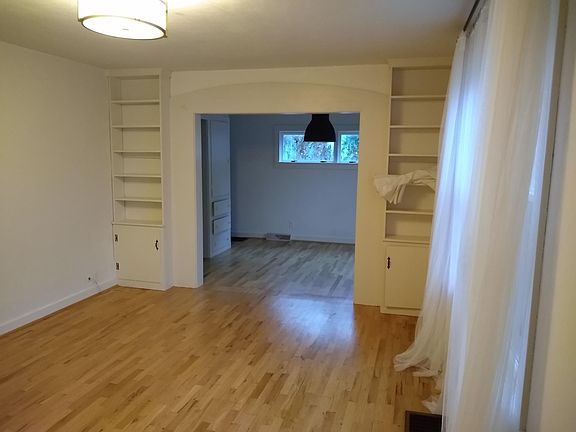 2nd image of 1712 Good Hope St