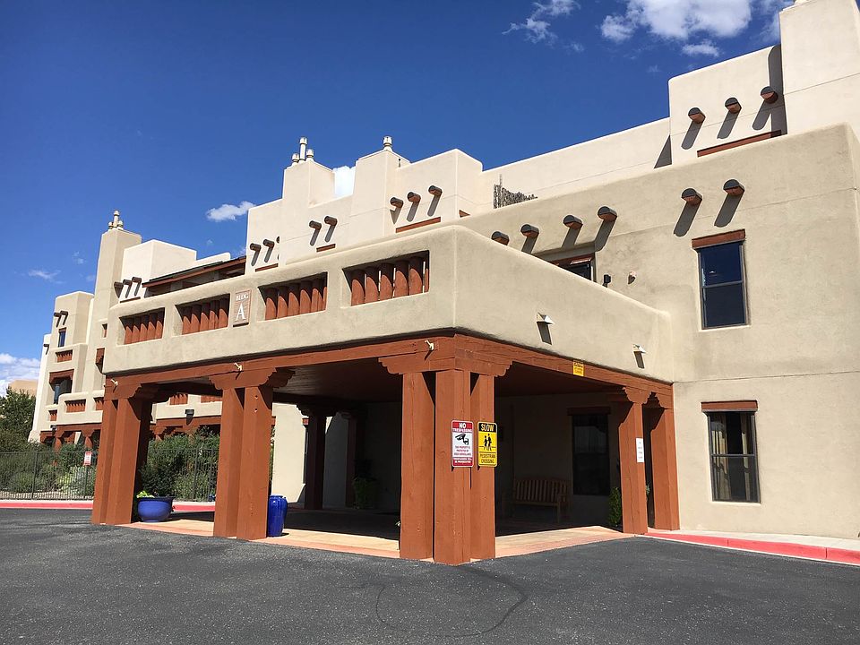 2nd image of 1405 Vegas Verdes Dr #140