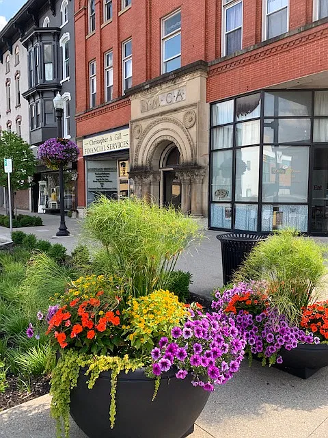 Studio, 800 sqft, $1,200 — Photo 1