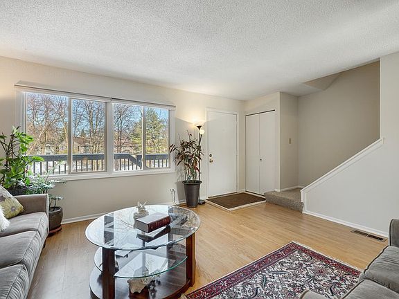 4th image of 1470 Arden View Dr