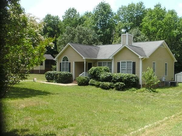 1st image of 4115 Chaucer Dr