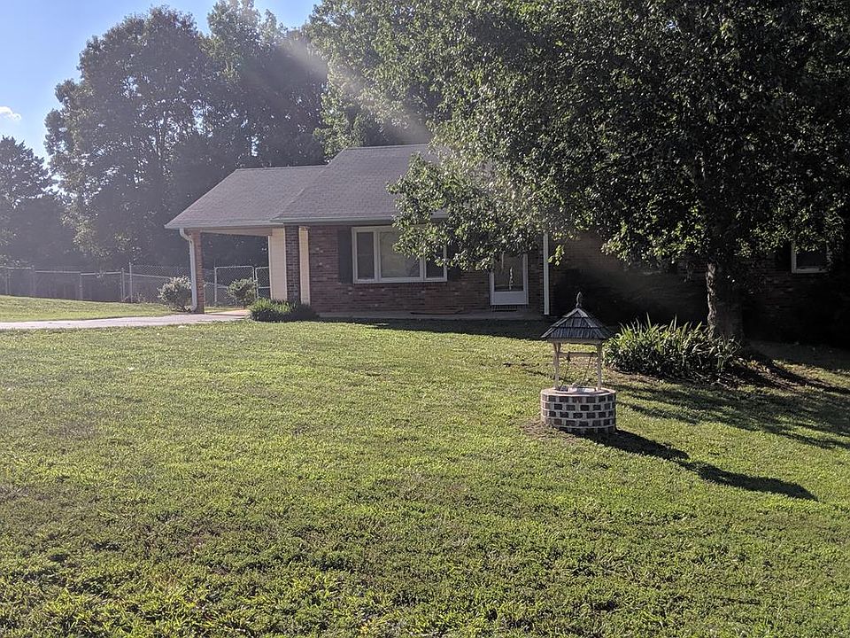 1st image of 1655 Buckhorn Dr