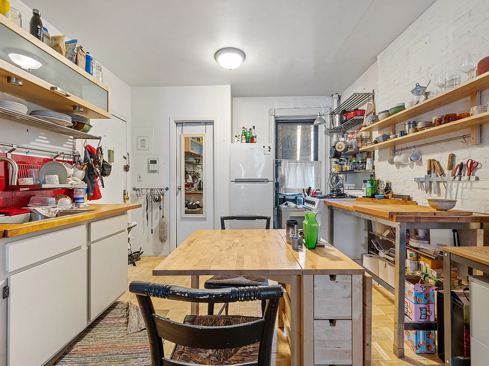 1st image of 44 Downing St APT 3C