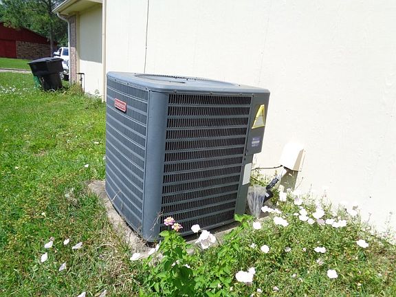 5th image of 16323 Rapidcreek Dr