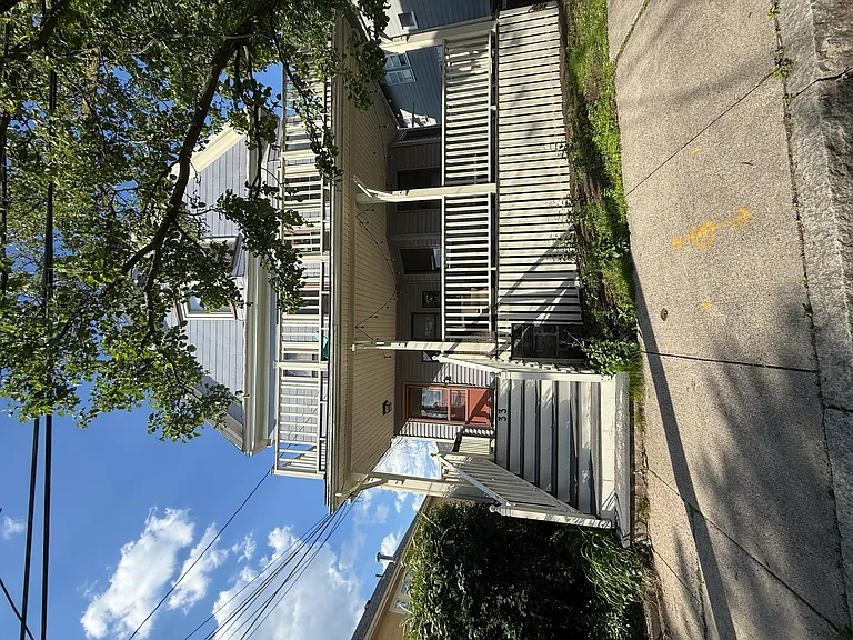 33 Chetwynd Rd #B — Photo 10