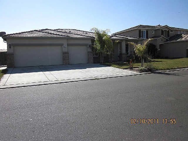 2nd image of 9665 Heatherhearst Dr