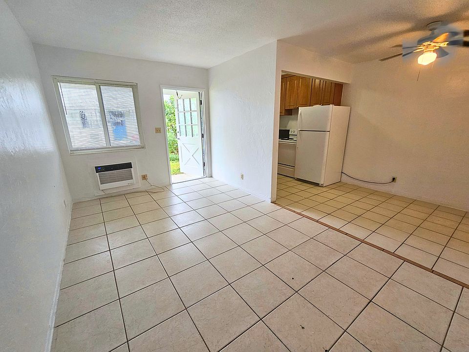 1st image of 1958 Liberty St #11