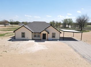 2118 Brown Loop, Poolville, TX 76487