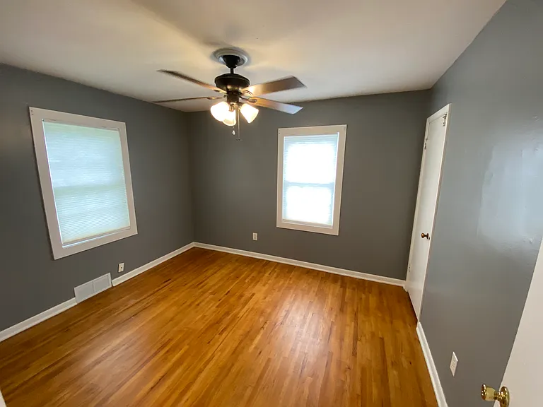 850 N Westview Dr — Photo 7