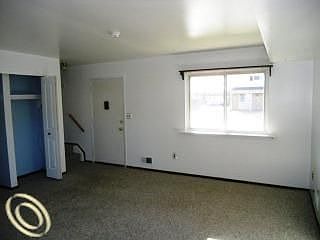 4th image of 15598 Dupage Blvd #97
