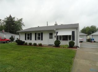 212 Clinton St, Walbridge, OH 43465