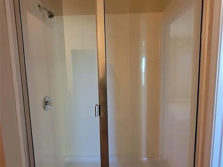 408 Luna Vista Dr — Photo 11