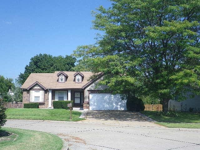 1st image of 2925 Sherwood Dr