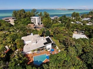 25 Sandy Hook Rd, Sarasota, FL 34242