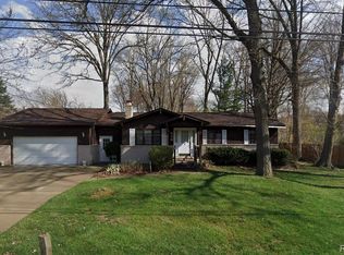 839 Colebrook Dr, Troy, MI 48083