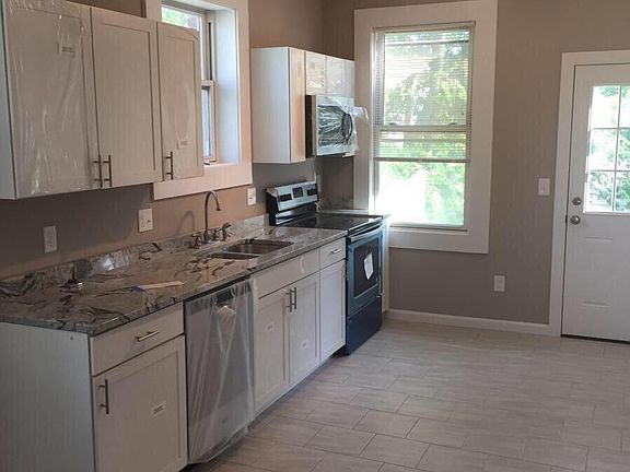 2nd image of 1938 Hopkins Ave #1