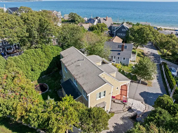 5 Pocasset Road, Sagamore Beach, MA 02562