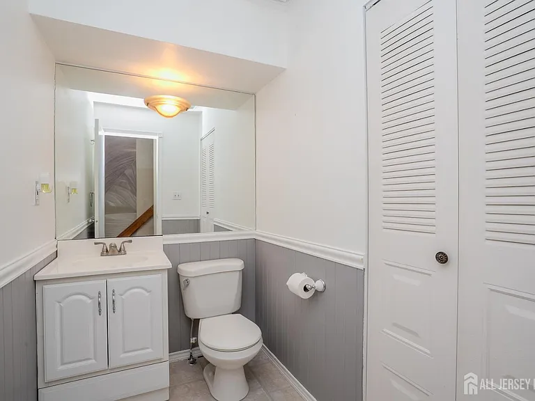6202 Cedar Ct — Photo 12