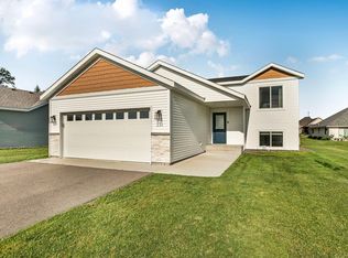 230 S Pine Tree Rd, Litchfield, MN 55355
