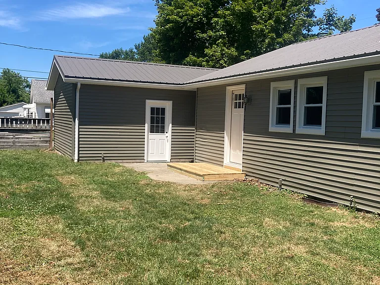 3414 Michael Dr — Photo 3