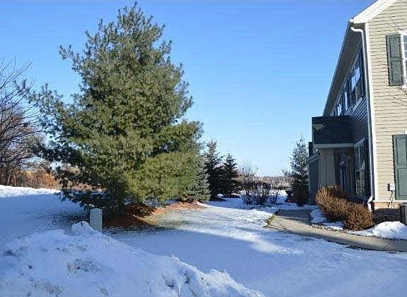 3rd image of 12290 Urbank Street NE