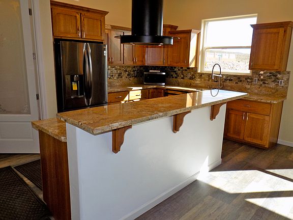5th image of 3373 McCormick Blvd