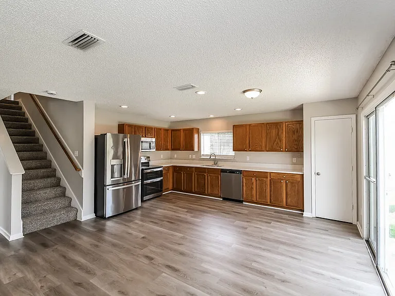 2168 Fresco Dr — Photo 5