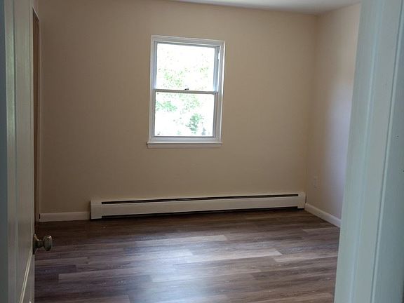 4th image of 53 Curtin Ave APT A3