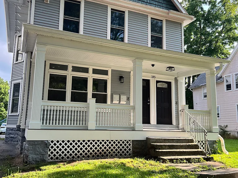 185 Columbia Ave — Photo 1