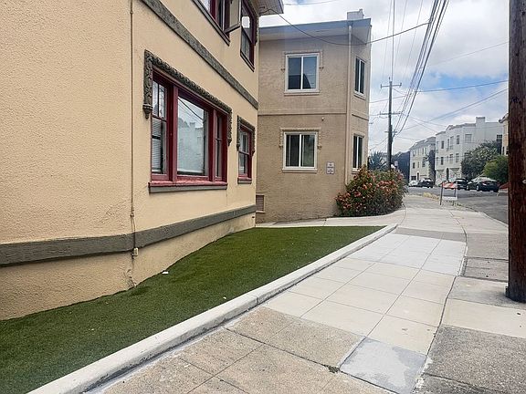 2nd image of 607 Beacon St #2