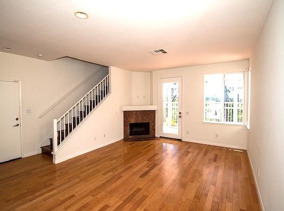 4th image of 11595 Compass Point Dr N Unit 5