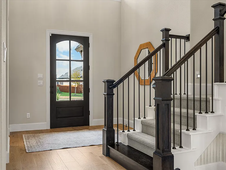 2560 Shady Trl — Photo 4