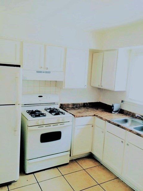 1st image of 486 W 17th St #1